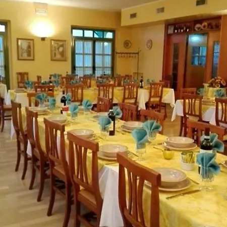La Rovere 2* Roverbella